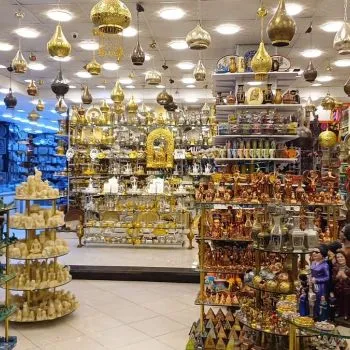 🛍️ Shopping Tour – Explore Hurghada’s Local Markets