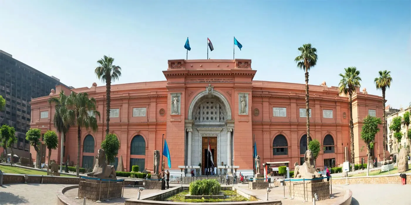 ✨🏛️ Egyptian Museum & Tahrir Square Tour – Dive into Egypt’s Ancient Treasures 🏺📜