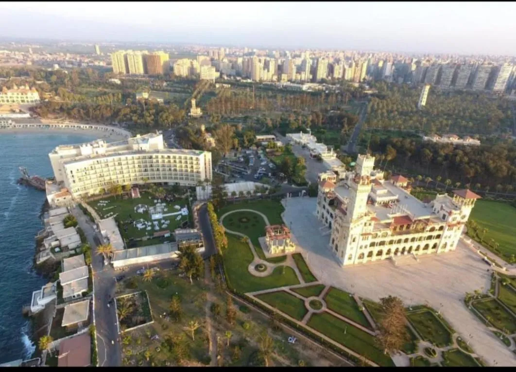 Montaza palace garden tour program